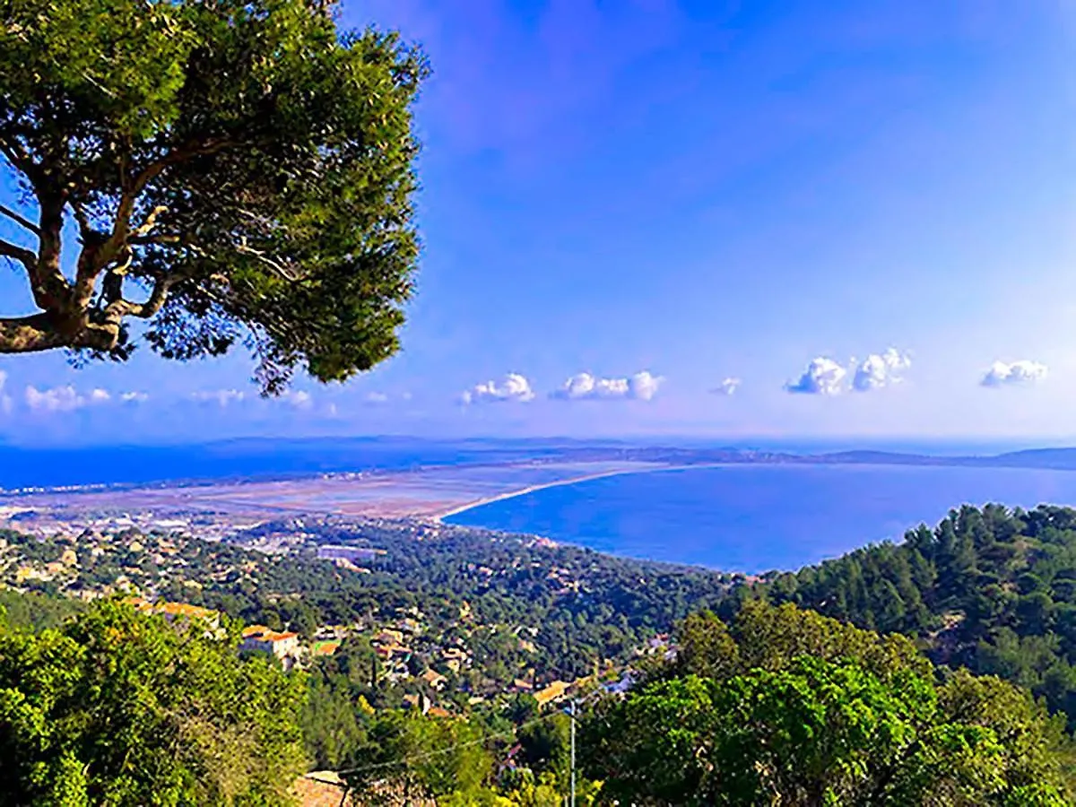 Villa 4 Etoiles Vue Sur Les Iles D'Or Carqueiranne Sea And Mountain Pleasure Villa Vue Mer 180 France